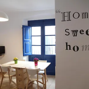 - Compartir Apartamento