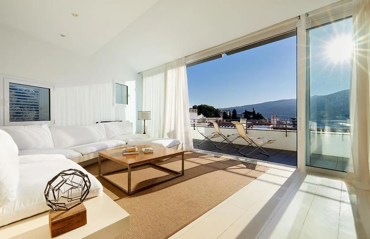 קדאקז Canvas Apartments&Lofts דירה