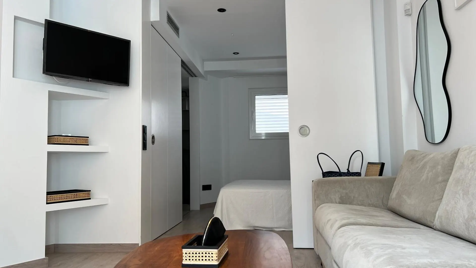 Canvas Apartments&Lofts - Dúplex White Ocean Cadaqués